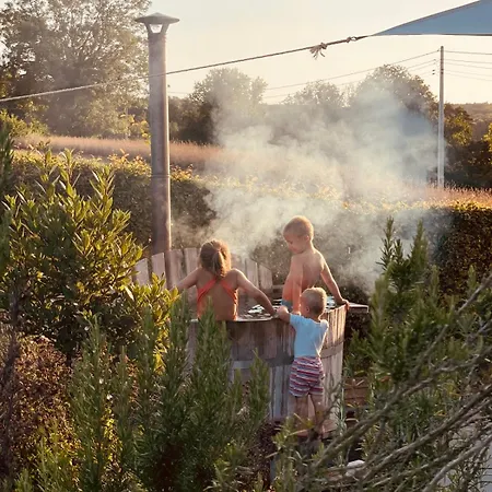 Kompas بيت للعطل