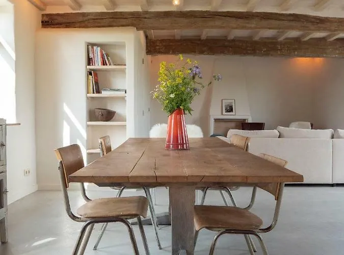 بيت للعطل Kompas